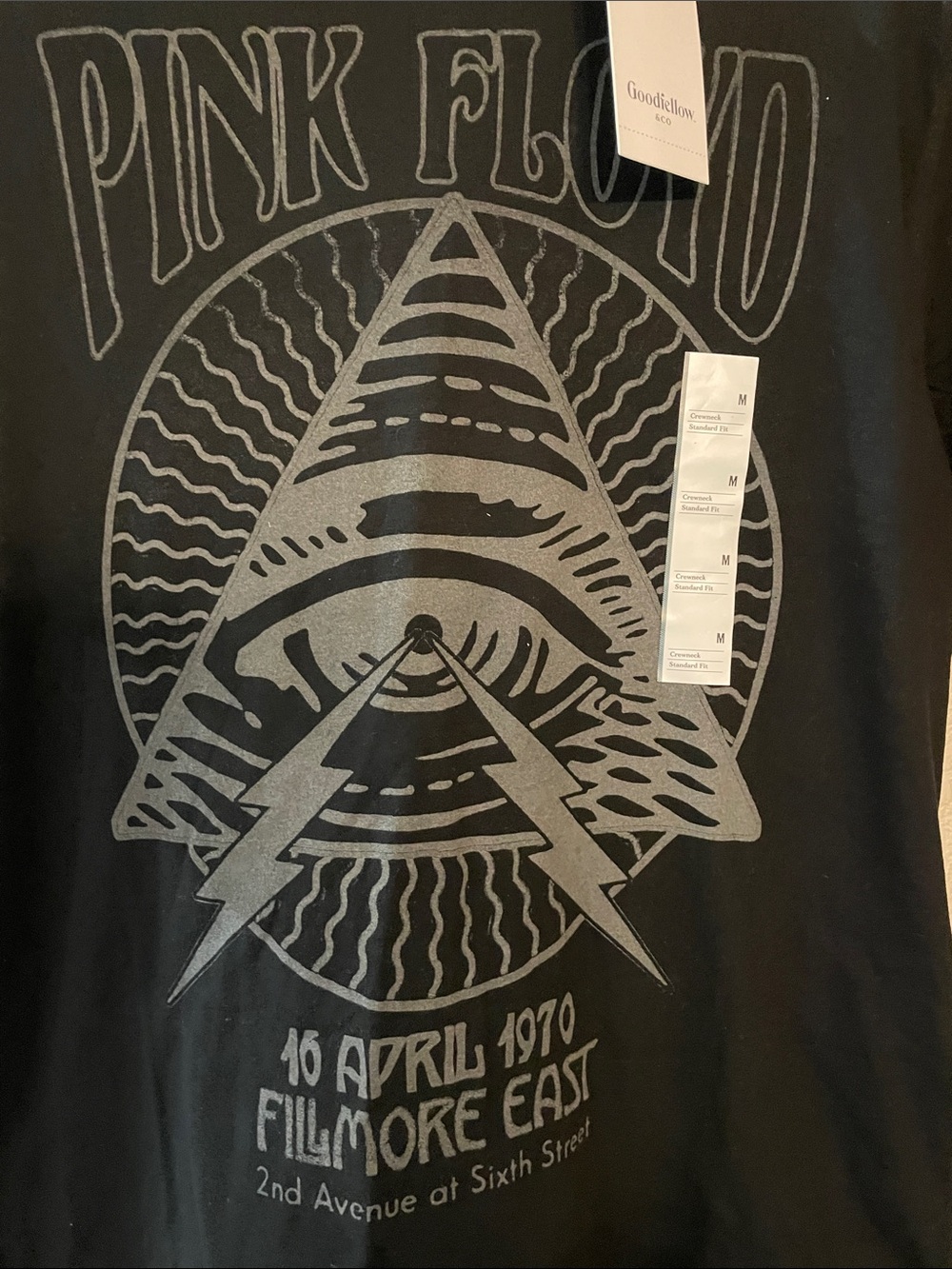 New With Tags PINK FLOYD Black Tee w iconic graphic from April 16, 1970, SZ M - Picture 3 of 8